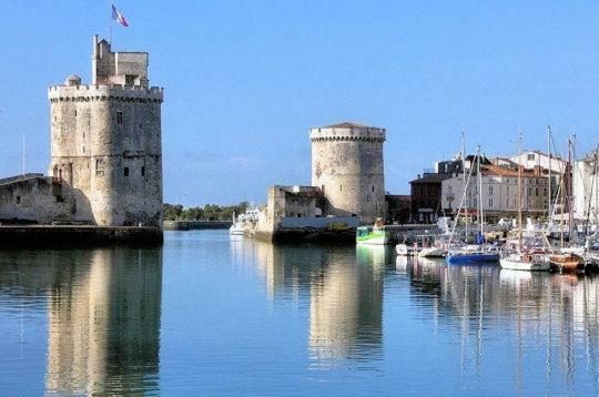 Maison De Charme A La Rochelle Croix-Chapeau Екстериор снимка