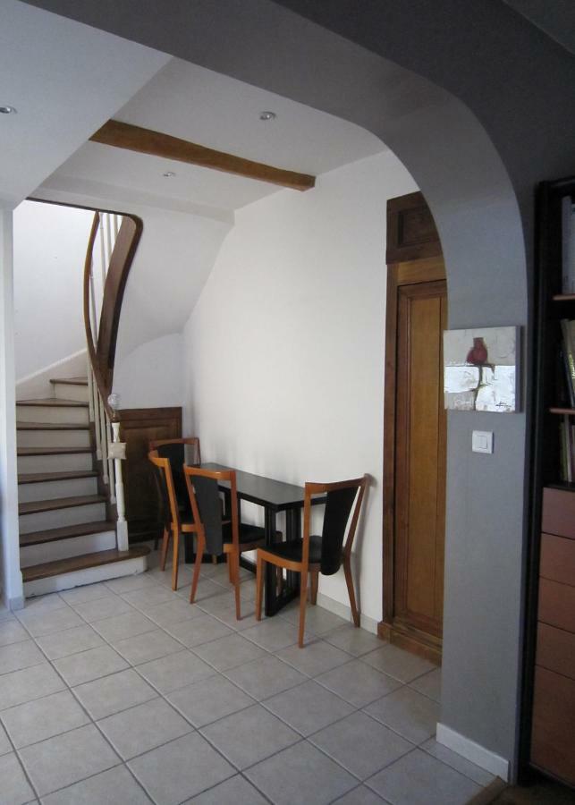 Maison De Charme A La Rochelle Croix-Chapeau Екстериор снимка